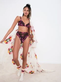 Lola Triangle Bra -Lingerie Boutique Shop 220816 BC FLLxVS LOOK 49 0003